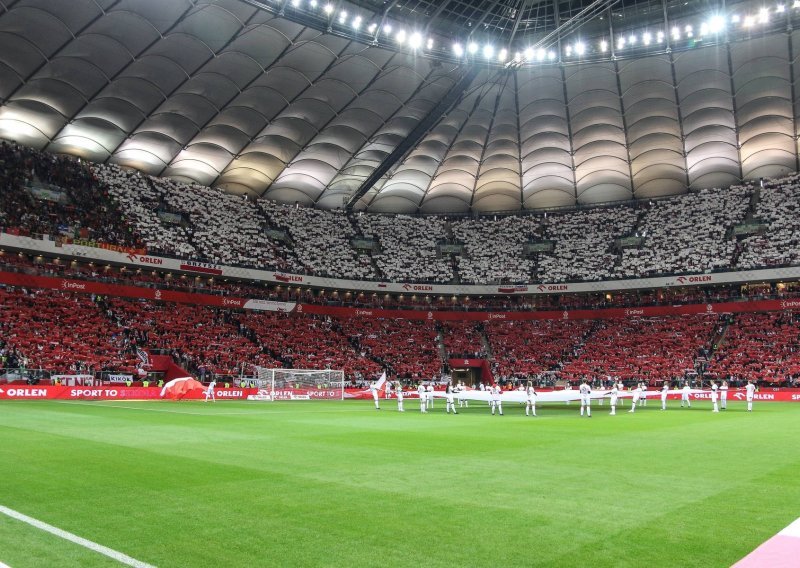 Poljaci uoči dolaska Hrvatske šokirani cijenama hrane i pića na stadionu