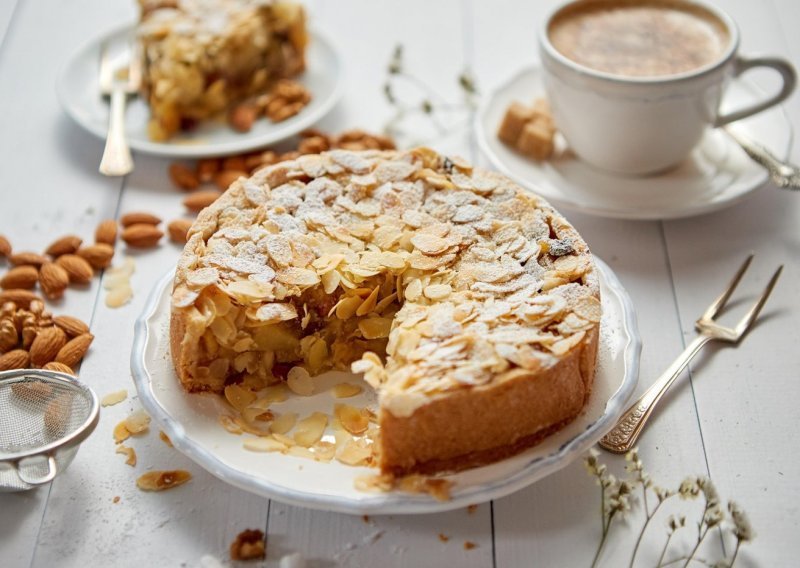 Jesenska torta iz snova: Ovaj desert s jabukama jednostavan je i brzo gotov, a tako ukusan