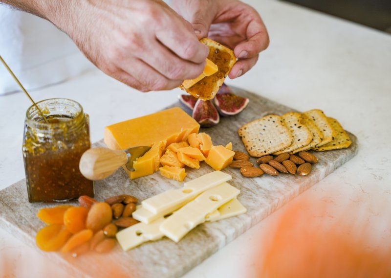 Charcuterie plata pravi je hit na društvenim mrežama: Evo kako je složiti i oduševiti goste