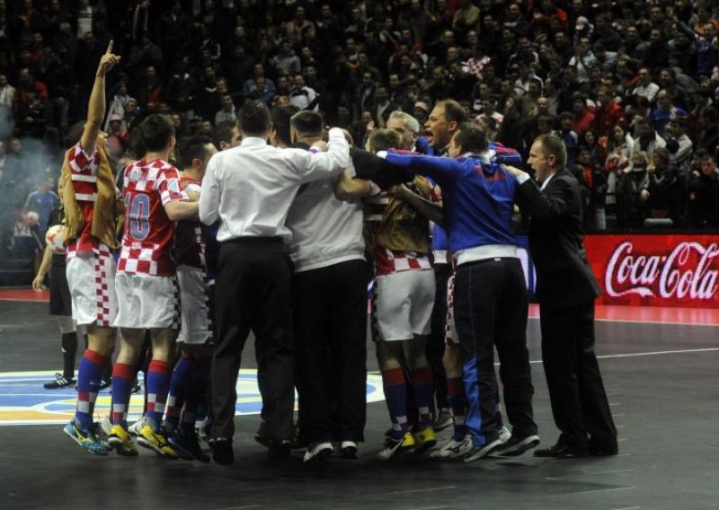 'Vernovci' sveučilišni prvaci Europe u futsalu