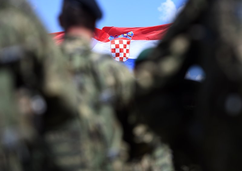 Hrvatski vojnik vratio se iz Libanona, odgođeno slanje novih