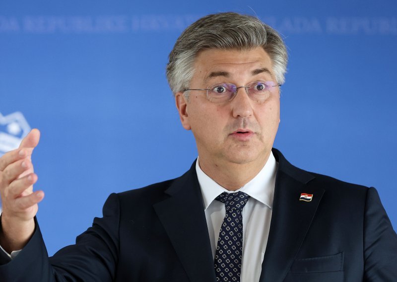 Plenković: Milanović je kreator toksičnih ideja koje nas vuku na dno