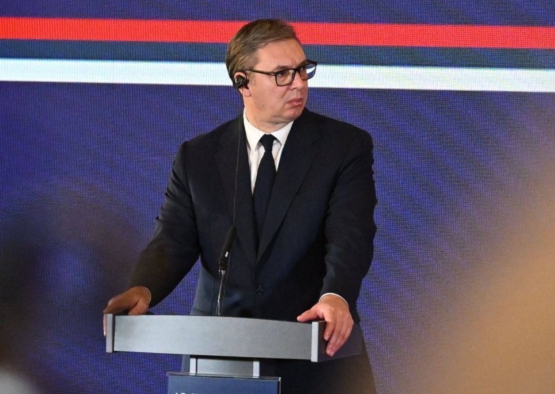 Vučić: Ostat ćemo bez plina iz Hrvatske zbog američkih sankcija