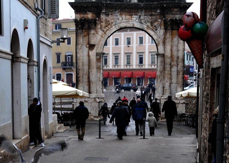 Masovna tučnjava u centru Pule, navodno sudjelovao i gradski vijećnik