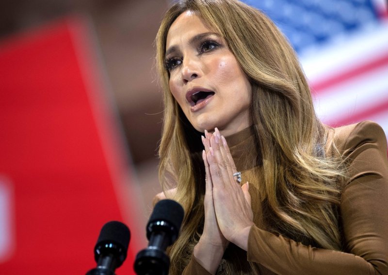 Jennifer Lopez dala naslutiti da je nakon razvoda morala od vlastite djece kriti neke stvari