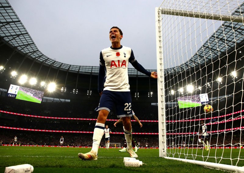 Tottenham gubio na poluvremenu; uslijedio je brutalan odgovor u drugih 45 minuta