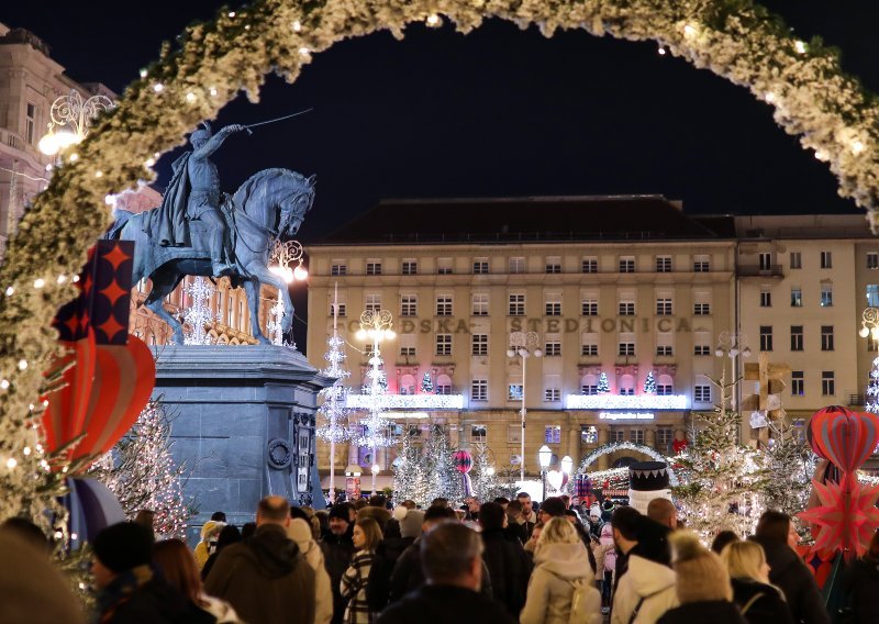 Još nije službeno počeo, a CNN uvrstio zagrebački Advent među 22 najbolja na svijetu