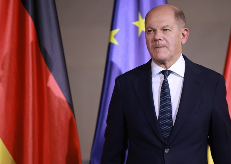 Scholz indirektno odgovorio Musku: 'Ne dopustite da vlasnici društvenih mreža odlučuju o izborima'