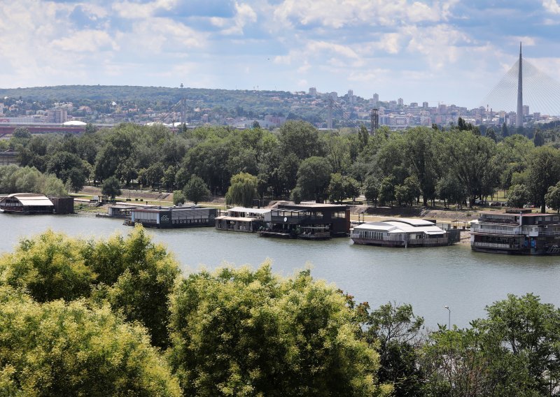 Odzvonilo je ludim zabavama na beogradskim splavovima, omiljena party destinacija polako umire