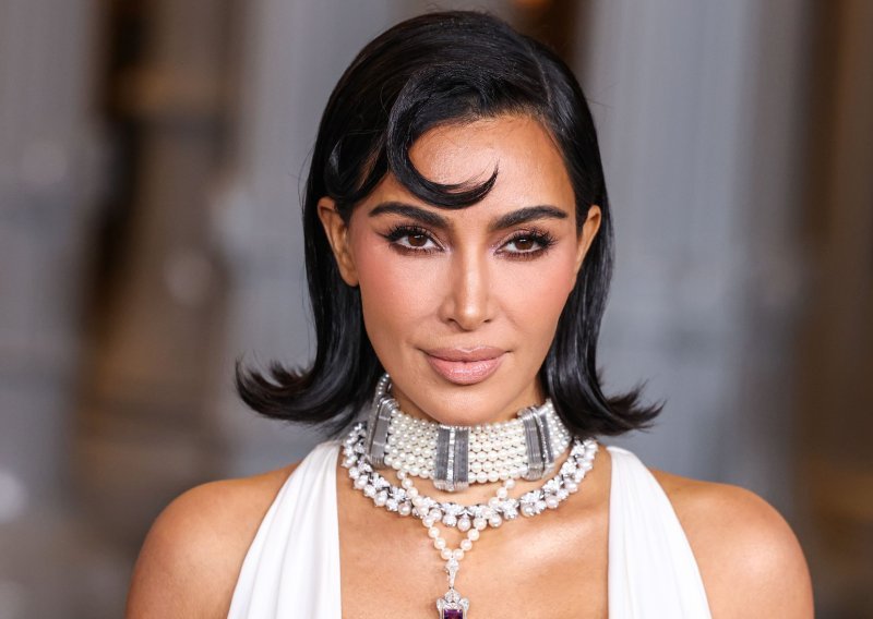 Kim Kardashian sama odgaja djecu Kanyea Westa: 'Bojim se osude'