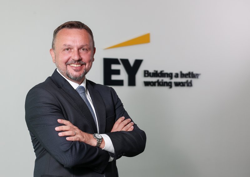 S 51,2 milijarde dolara globalnog prihoda, EY završio rekordnu financijsku godinu