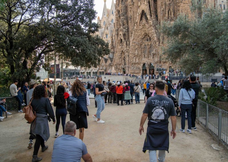 Kako stati na kraj masovnom turizmu: Barcelona pred drakonskim mjerama