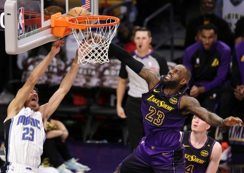 Nevjerojatan domaći poraz Los Angeles Lakersa