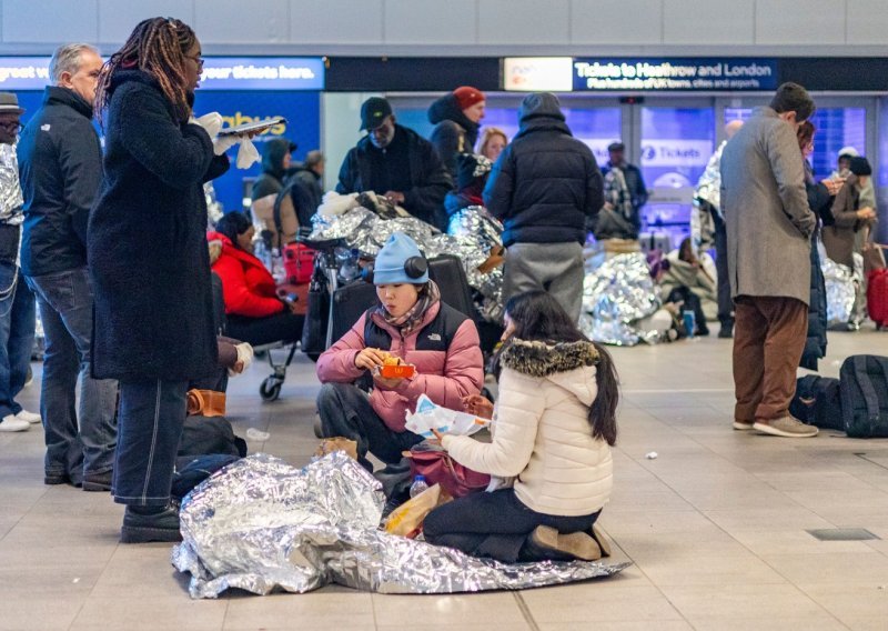 Londonska zračna luka nakon evakuacije ponovno otvorila terminal