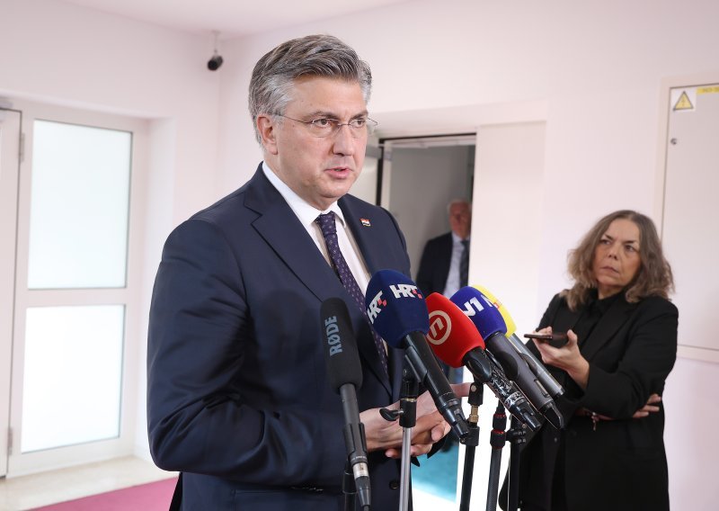 Plenković o pisanju Nacionala: 'Ne znam što je pronađeno u mobitelu gospodina Beroša'