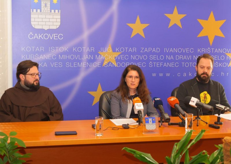 Gradonačelnica Čakovca molitvom započela konferenciju za medije: Ovo je neprimjereno