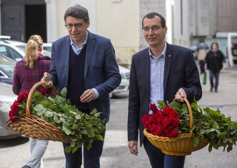 Što se događa u riječkom SDP-u?: Pljušte ostavke, upitno donošenje proračuna...