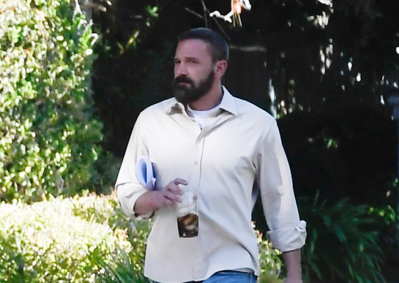 Sve se vraća na staro: Ben Affleck u društvu bivše supruge pronalazi mir