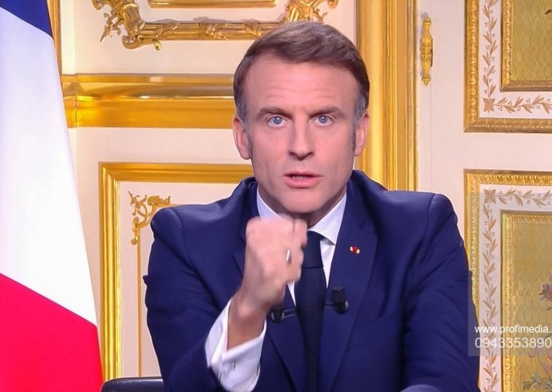 Macron jasan: Ostajem do kraja mandata, u sljedećim danima ću imenovati premijera