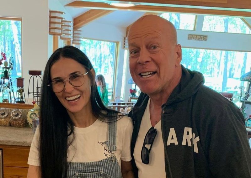 Demi Moore ne odustaje od Brucea Willisa: 'Postoji takva ljubav i radost'