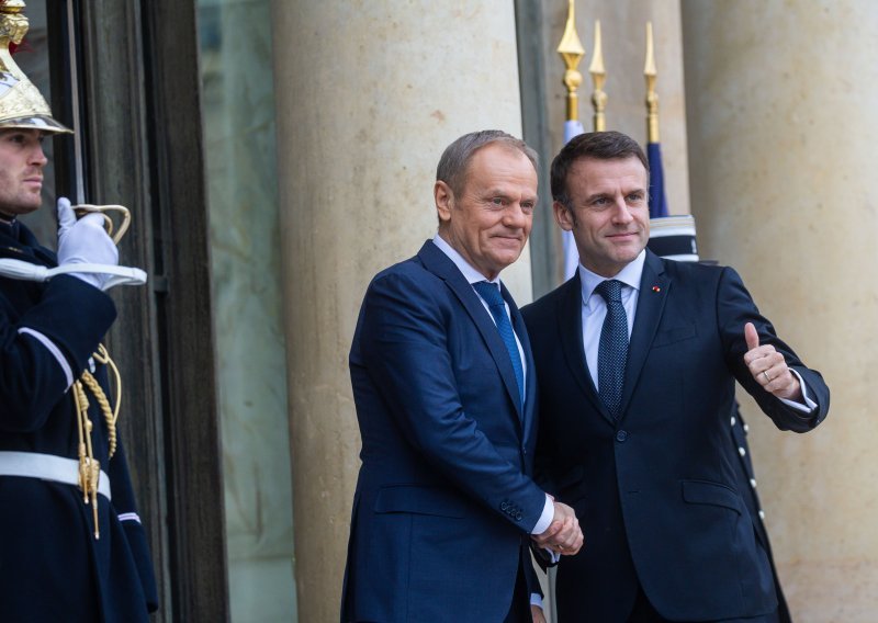 Macron stiže u Varšavu; Tusk: Prepričat će razgovore s Trumpom i Zelenskim