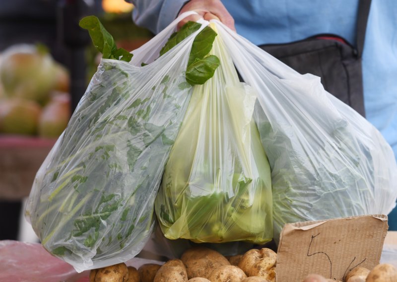 Kreće naplata laganih plastičnih vrećica u trgovinama: Ovakva su iskustva iz Njemačke