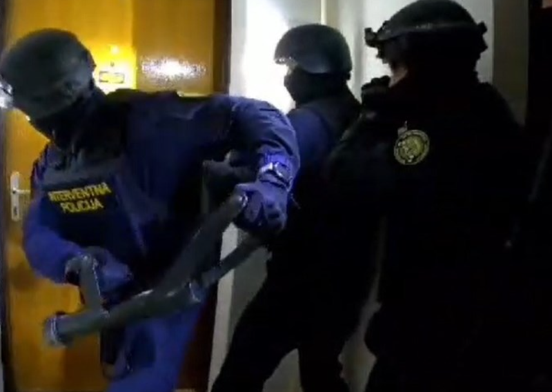 Policija uhitila osobe koje se sumnjiči za korupciju i organizirani kriminal