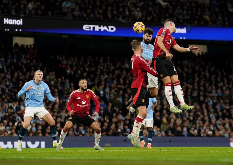 Novi poraz Cityja; protiv Uniteda mu nije pomogao ni gol Gvardiola ni vodstvo do 88. minute