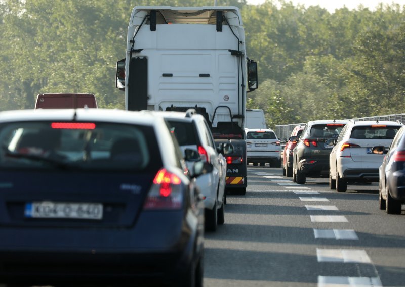 Kolaps na zagrebačkoj obilaznici: Kolona bila duga više od 10 km