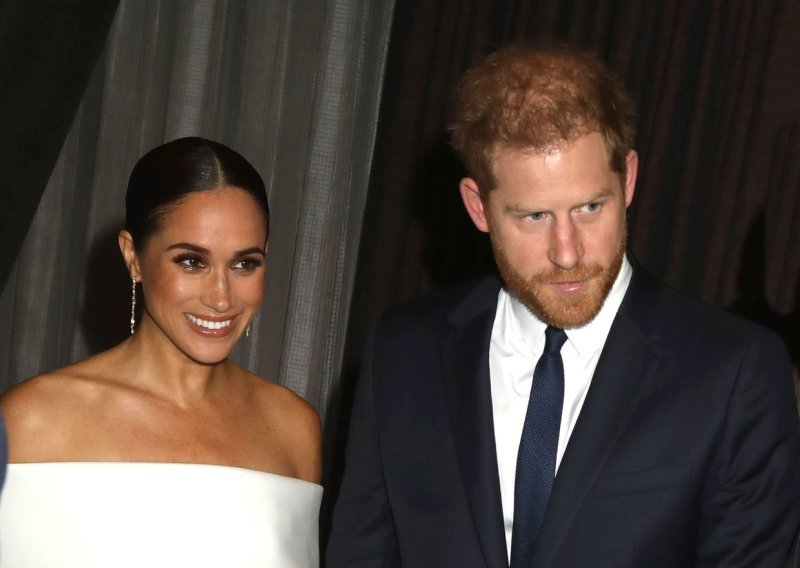 Prizor koji nismo očekivali: Meghan Markle i princ Harry snimljeni s Archiejem i Lilibet