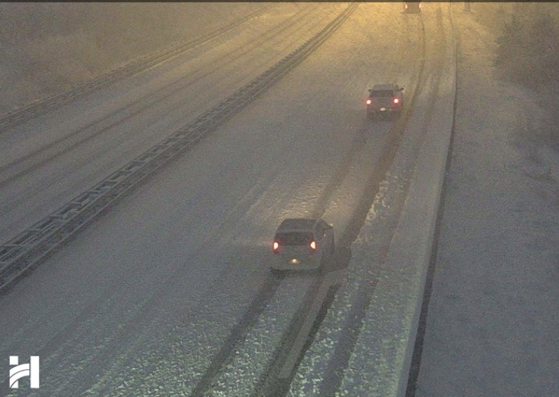 A6 je već zametena snijegom: DHMZ objavio posebno upozorenje za iduće dane - stiže prava 'ljuta' zima