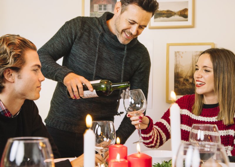 Za ljubitelje fine hrane: Kako odabrati vino koje savršeno prati svaki zalogaj?