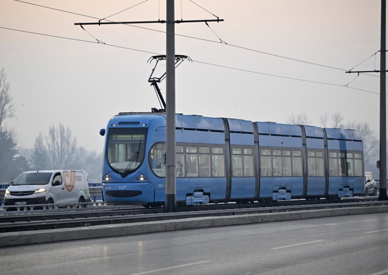 Obnova završena: Tramvaji ponovno voze preko Jadranskog mosta u Zagrebu