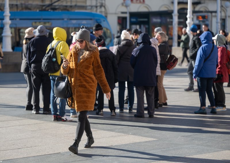 Sunčan, ali hladan vikend, mirnije i na moru. Početkom tjedna napokon promjena