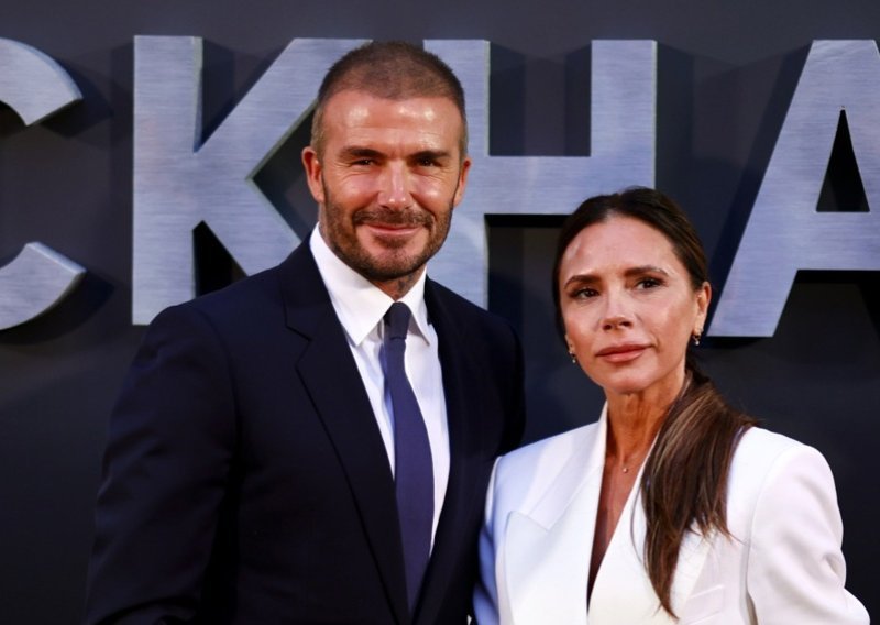 Victoria Beckham se raspekmezila i poručila: 'Moj omiljeni plesni partner, moje sve'