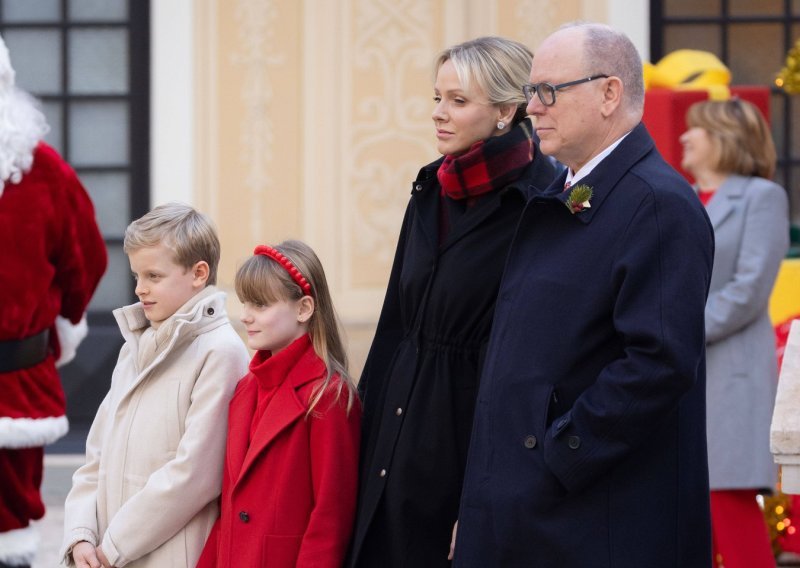 Princ Albert i princeza Charlene pokazuju neobičnu obiteljsku idilu