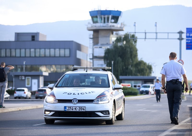 U strašnoj prometnoj nesreći u BiH poginulo četvero članova turske obitelj