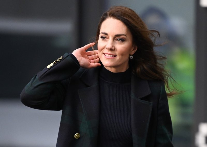 Traperice i sako: Kate Middleton za rođendan je osvanula u stajlingu vrijednom kopiranja