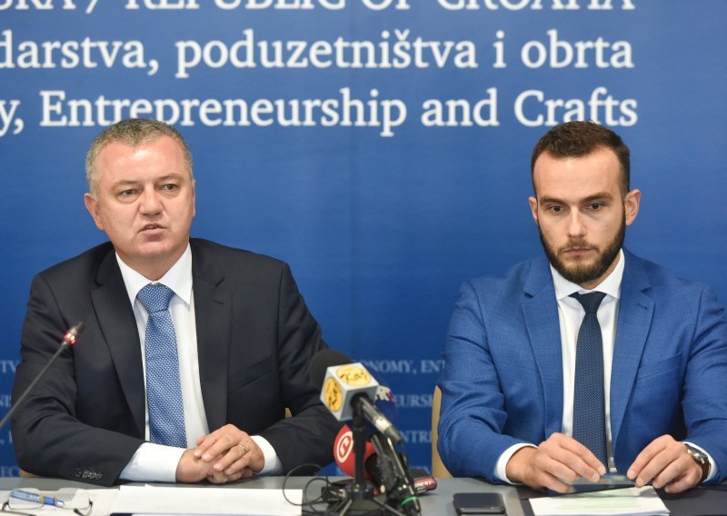 Optužnica protiv trojice bivših ministara nije potvrđena iz bizarnog razloga