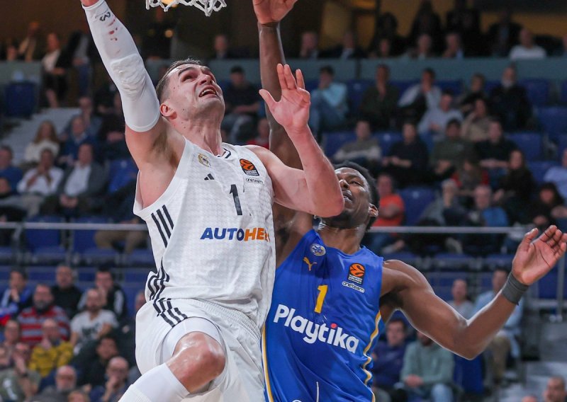 Hezonja na poluvremenu kritizirao suce, navijači Reala skandirali 'Euroliga, mafija'