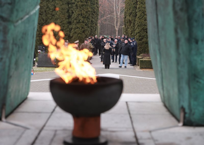 U Vukovaru dvije značajne obljetnice: 'Taj dan bi trebalo na drugačiji način obilježiti, ali je on malo u zatišju'