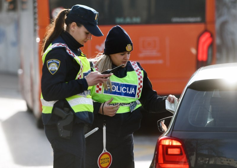 Pijanom vozaču zbog niza prekršaja 4500 eura i zabrana vožnje