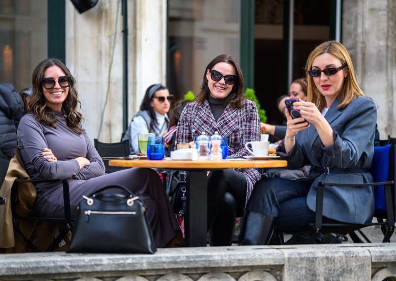 Dame s juga su odlučile – ovo je najtraženiji modni dodatak