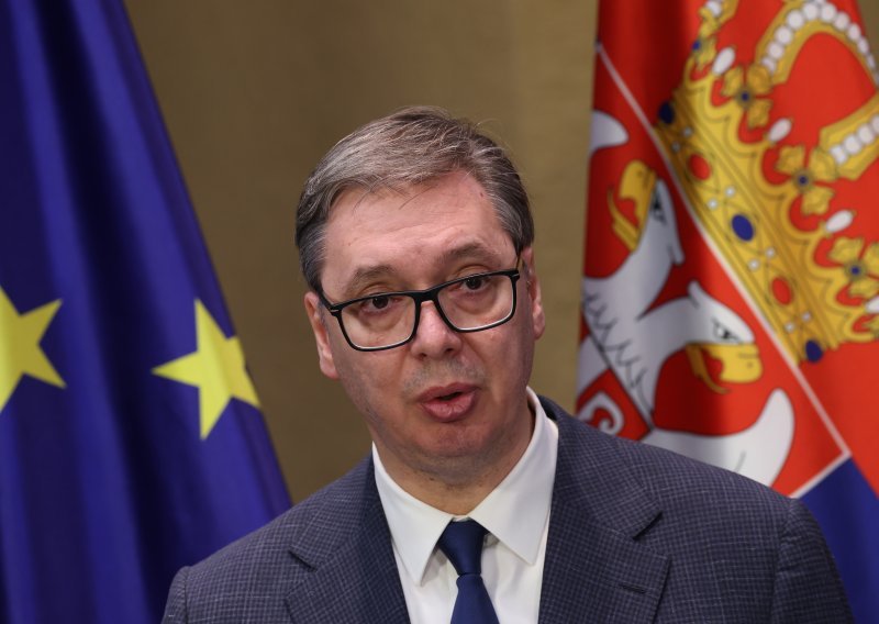 Vučić najavio: Srbija će od 2027. koristiti leteće automobile