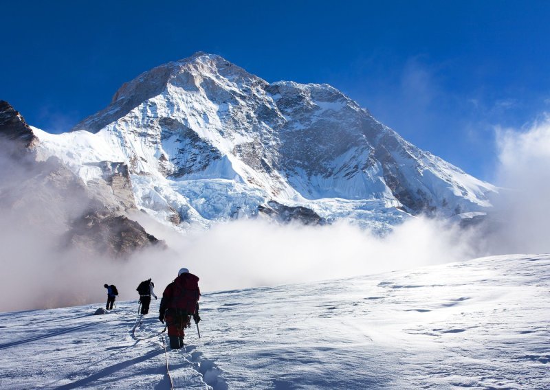 Drastično poskupila dozvola za penjanje na Mount Everest: Nepal je odluku naglo donio