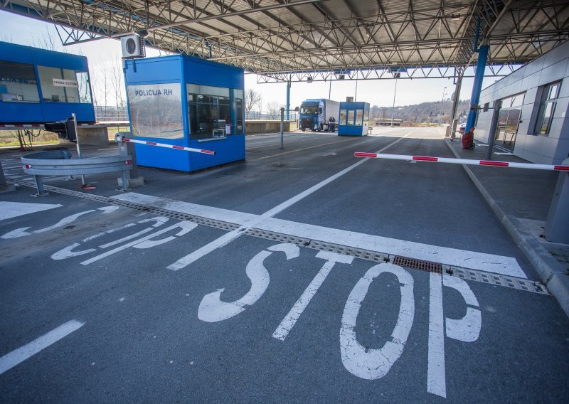 Građanima se preporuča odgoda svih putovanja u Srbiju, oglasila se i Europska komisija