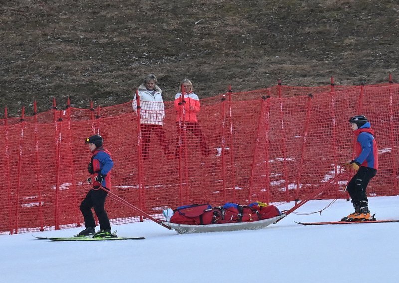 Strašan pad skijašice; stazom odzvanjali krici, helikopterom je prevezena u bolnicu