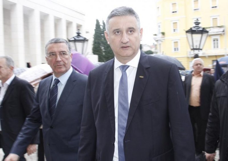 Karamarko čestitao pravoslavni Božić