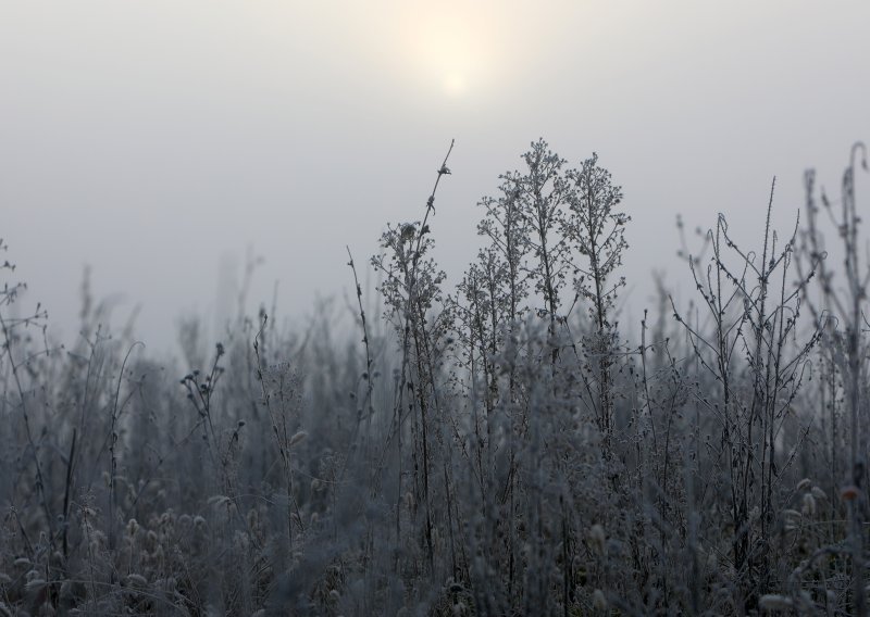 Temperature opet padaju u minus, uz puno magle i mraza: Stižu i grmljavinski pljuskovi