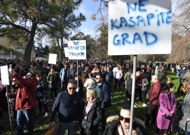 Zadrani prosvjedovali protiv devastacije zelenih površina